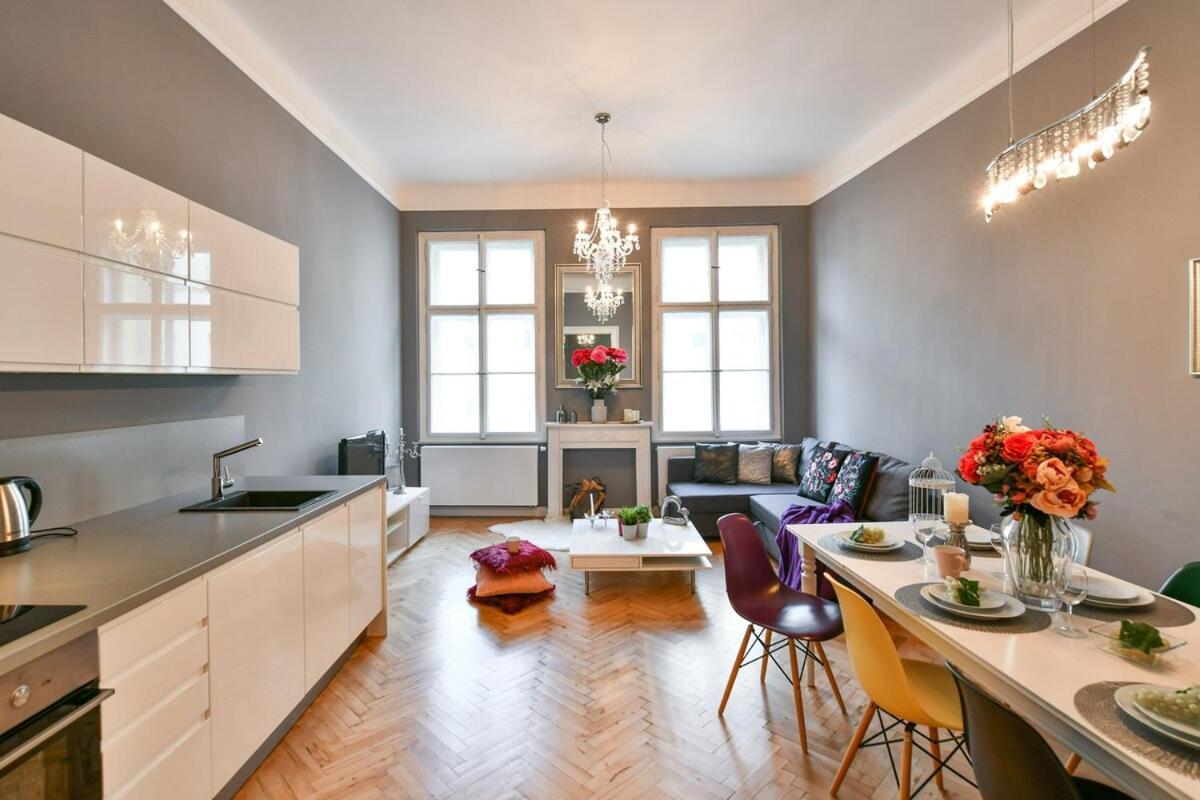 Cityscape Wenceslas Square Apartment Prag Exteriör bild